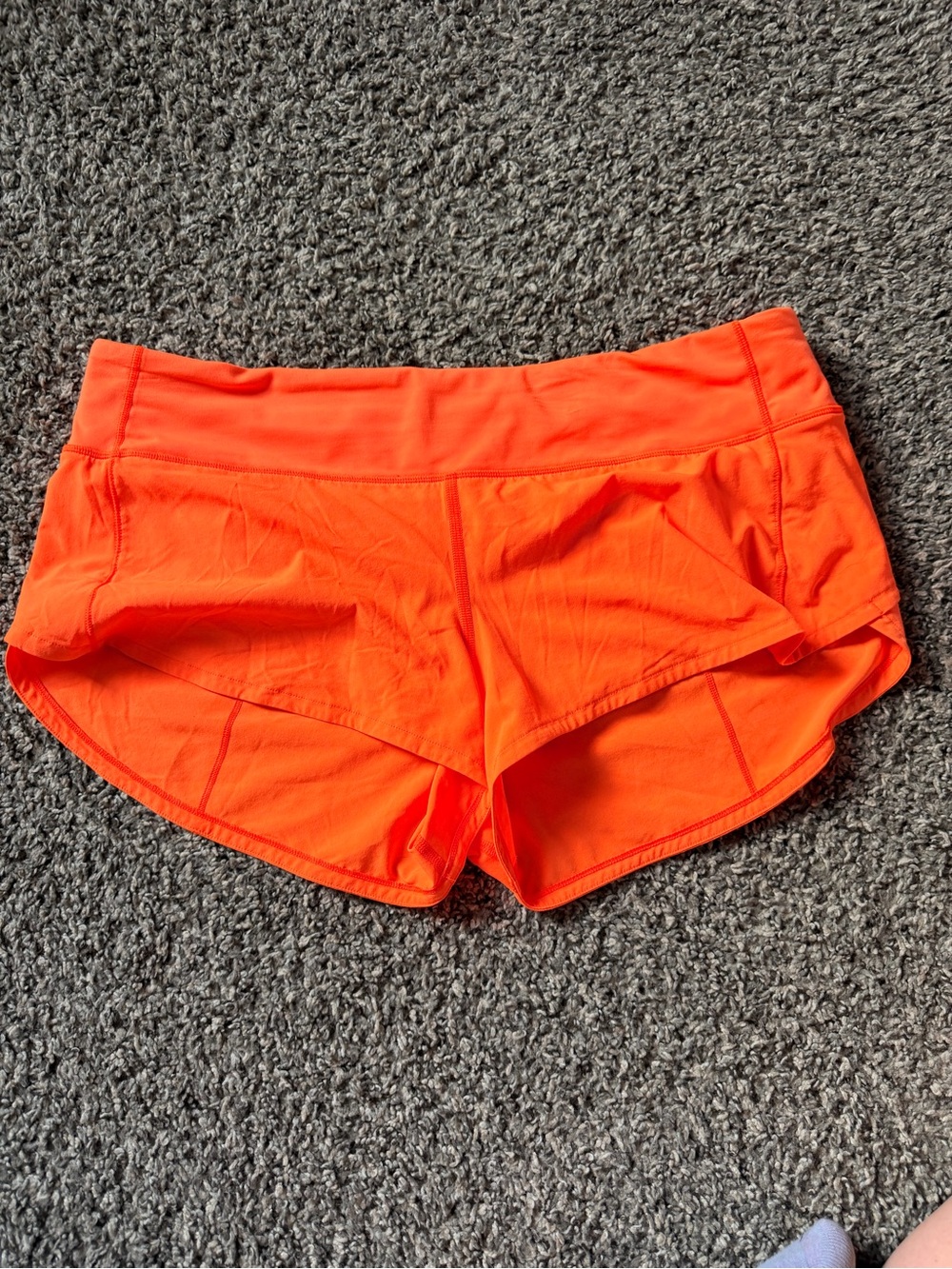 lululemon athletica speed ups hot orange size 10 2.5